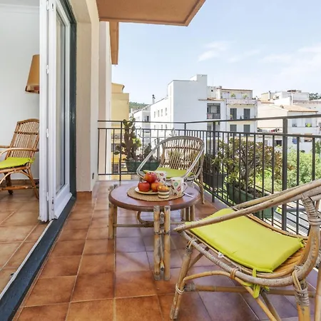 Albaniz By Interhome